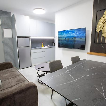 חוויה בכיכר גולד Apartment Netanya Exterior photo